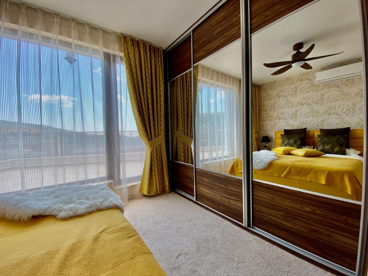 Millennium II Family Paradise Aparthotel Sveti Vlas Exteriör bild