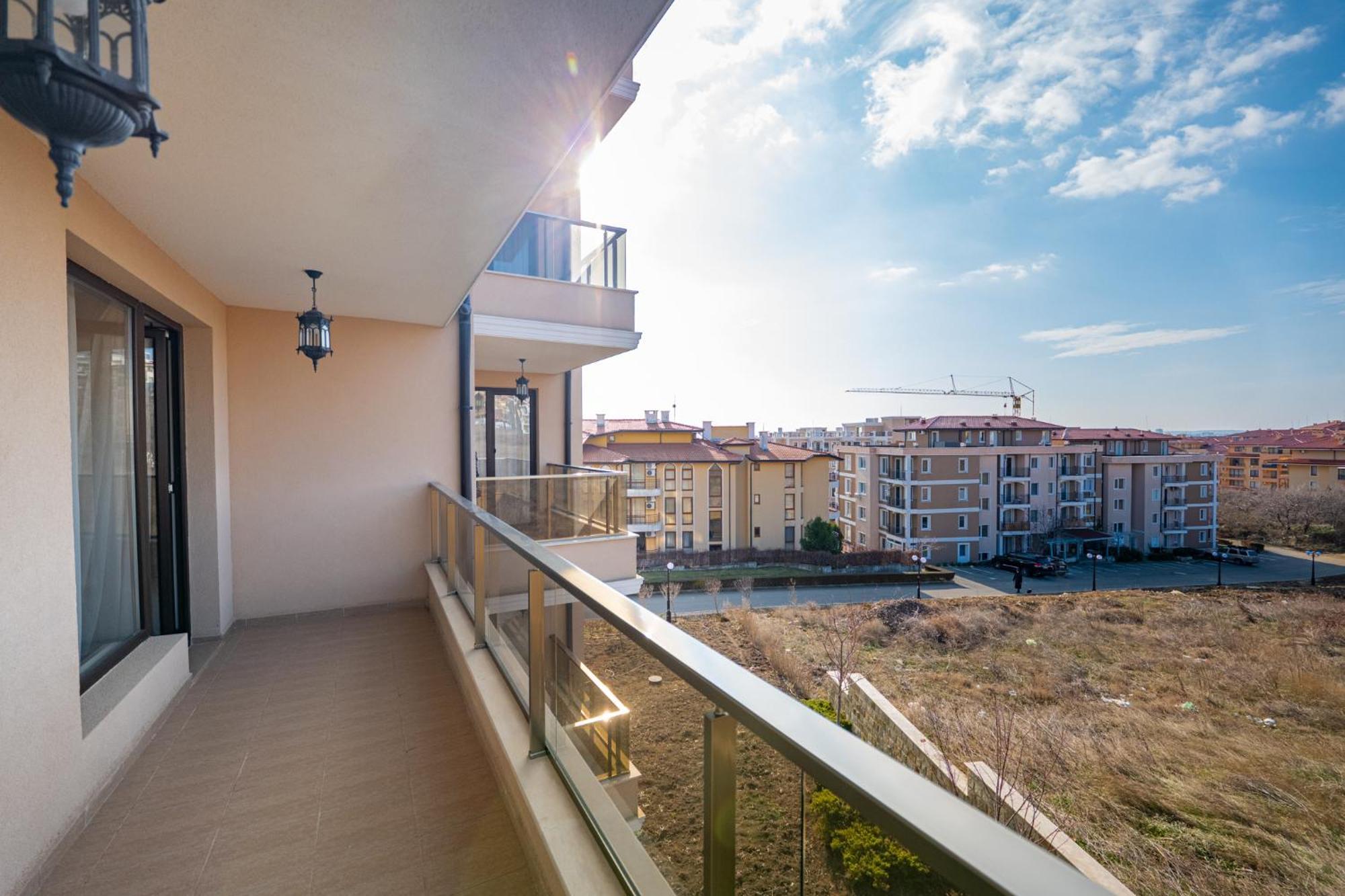 Millennium II Family Paradise Aparthotel Sveti Vlas Exteriör bild